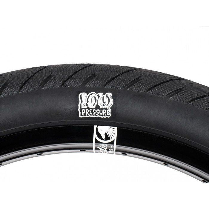 Shadow Strada Nuova Low Pressure Tire